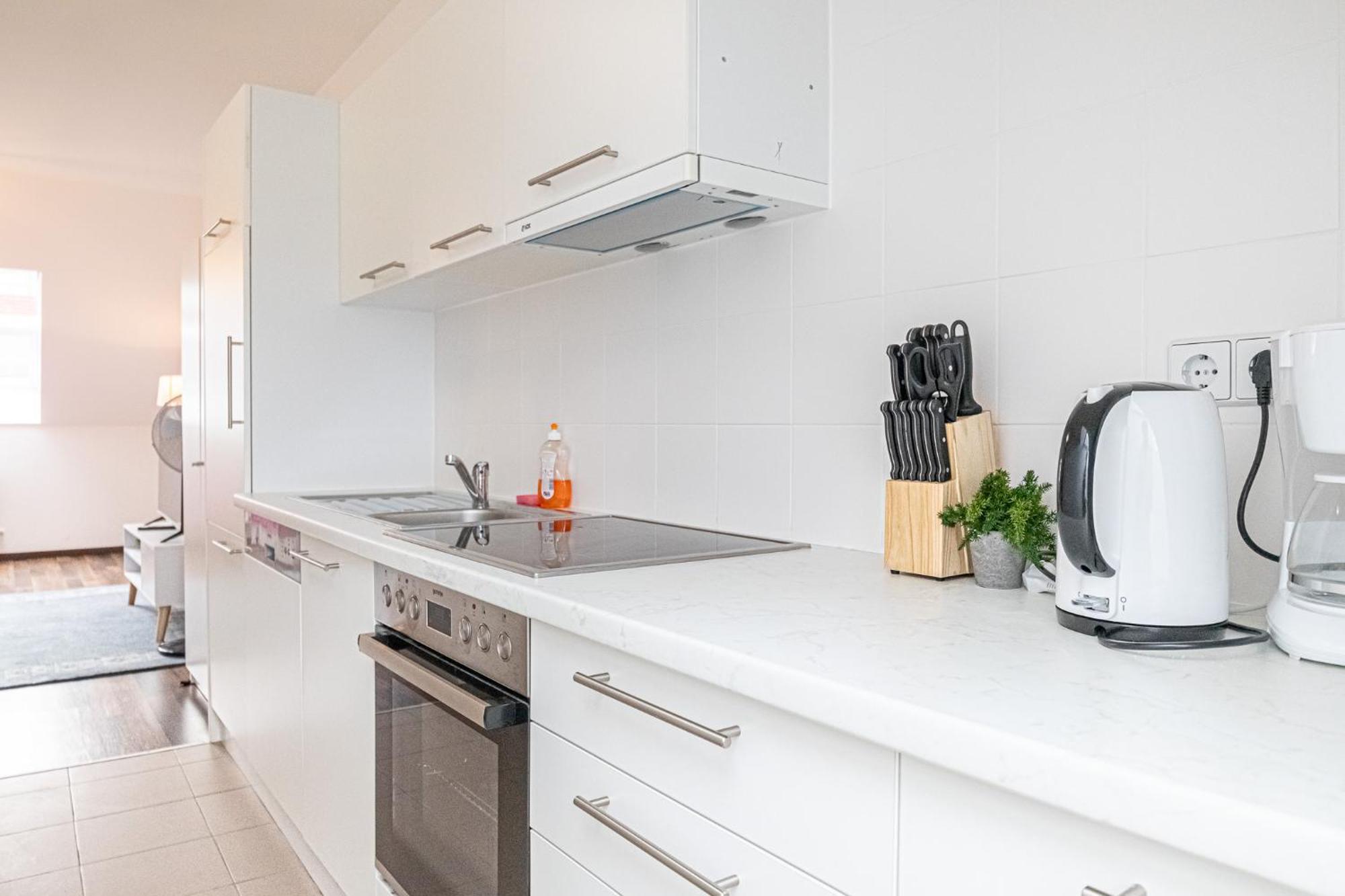 Airy Attic Apt.: Stylish Studio At Penzing Area فيينا المظهر الخارجي الصورة
