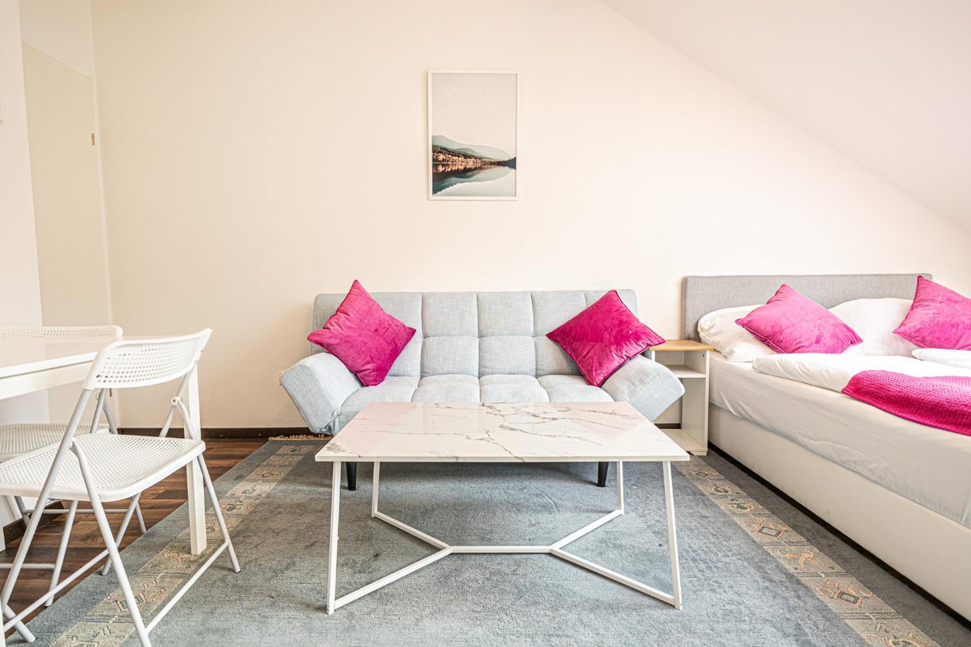 Airy Attic Apt.: Stylish Studio At Penzing Area فيينا المظهر الخارجي الصورة