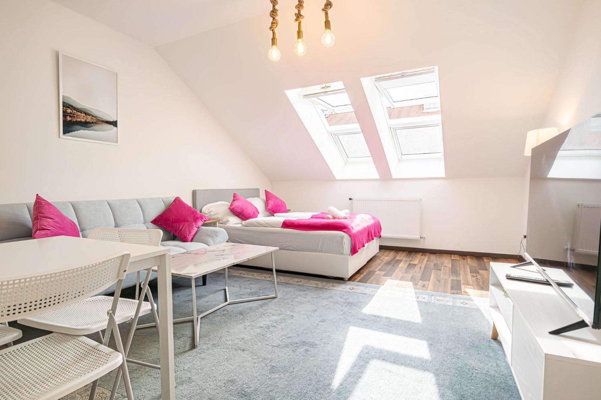 Airy Attic Apt.: Stylish Studio At Penzing Area فيينا المظهر الخارجي الصورة